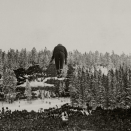 The Holmenkollen ski jumping hill 1922-23 (Photo: Sport & General, Press Agency, London / The Royal Court Photo Archives)